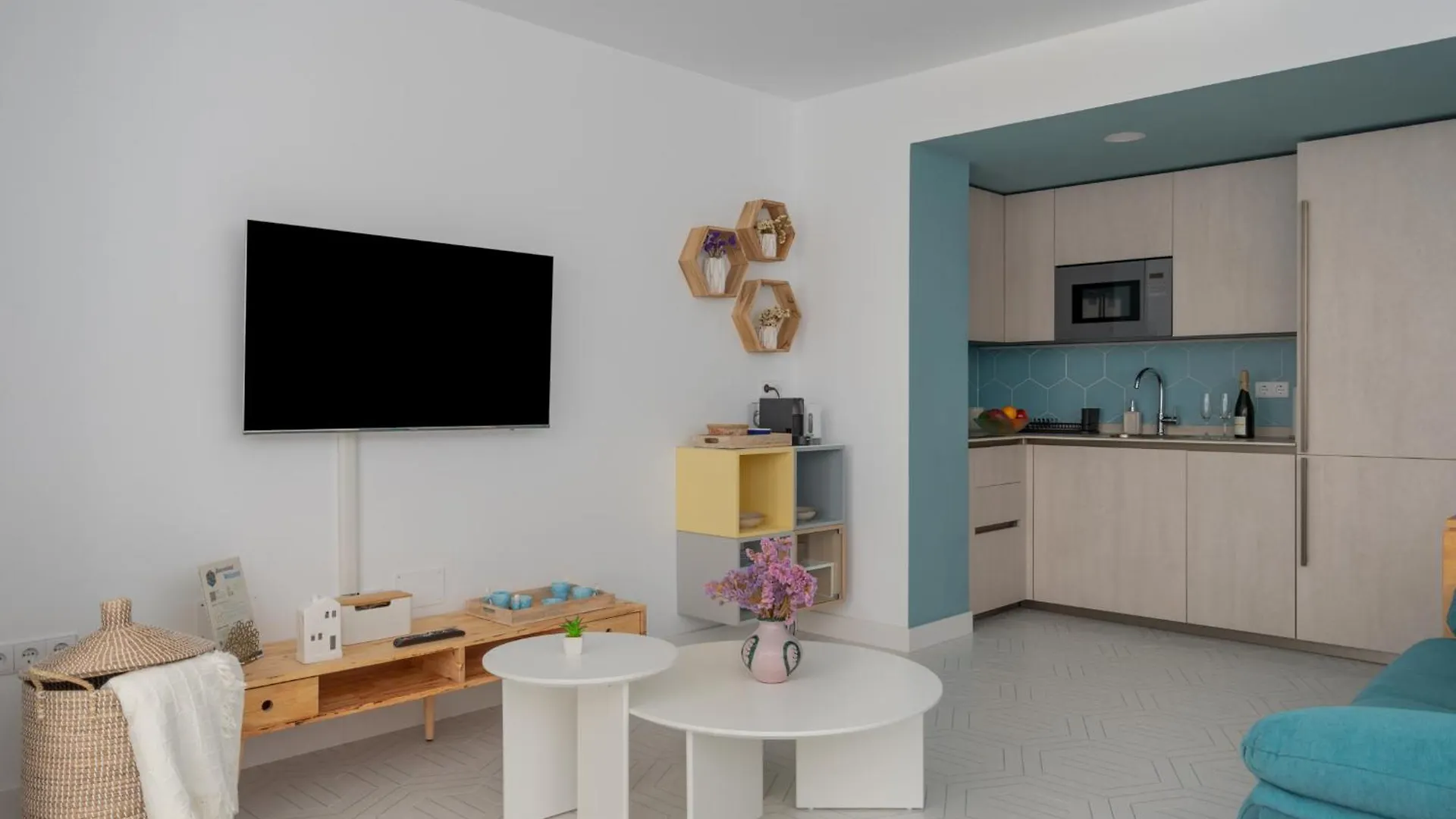 Mare By La Pita - Central Premium Apartment With Terrace Estepona